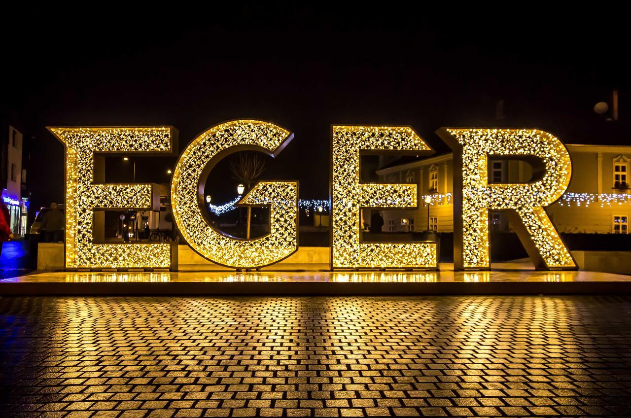 Imola Udvarhaz Dessert Hotel Eğri Dış mekan fotoğraf