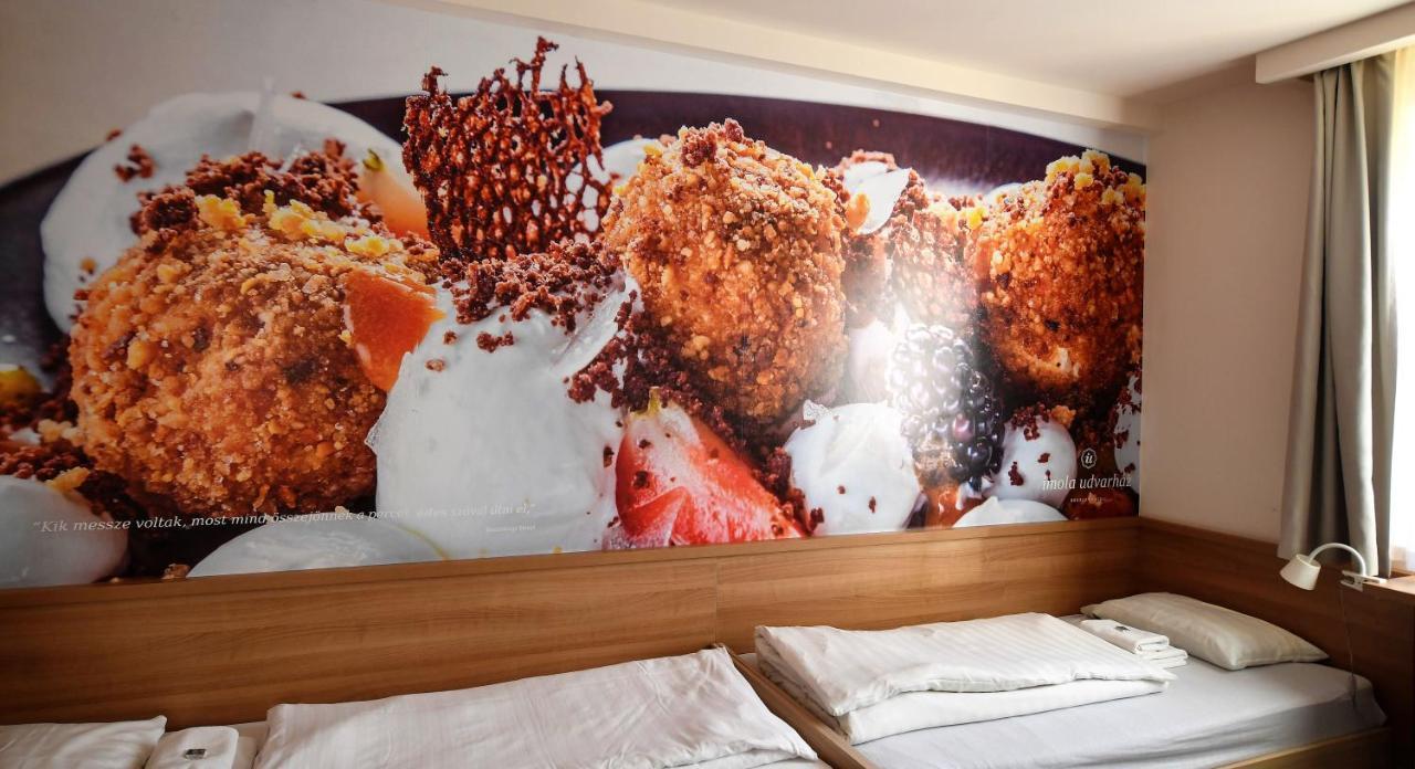 Imola Udvarhaz Dessert Hotel Eğri Dış mekan fotoğraf